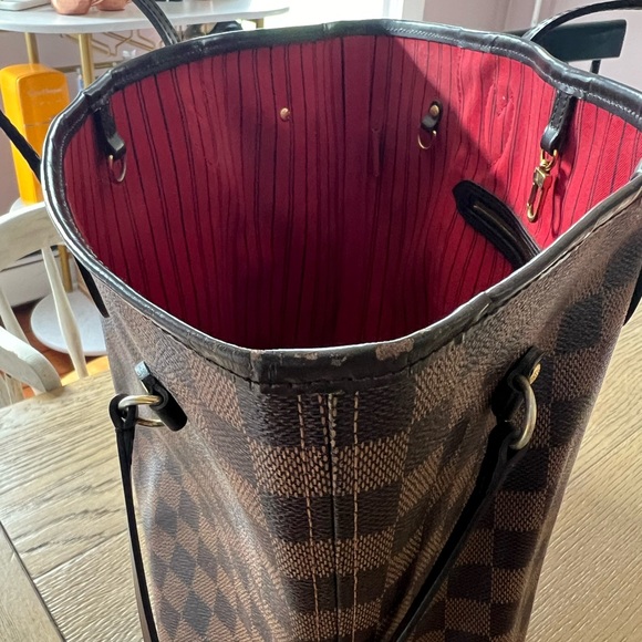 Louis Vuitton Neverfull MM - Picture 3 of 5